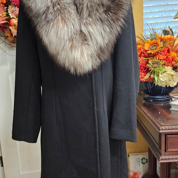 1 Madison Womens Coat XXL Black Fox Fur Retro Glam Old Money Quiet Luxury - Picture 3 of 15